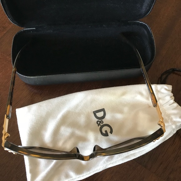 D&G tortoise shell sunglasses - Picture 4 of 5